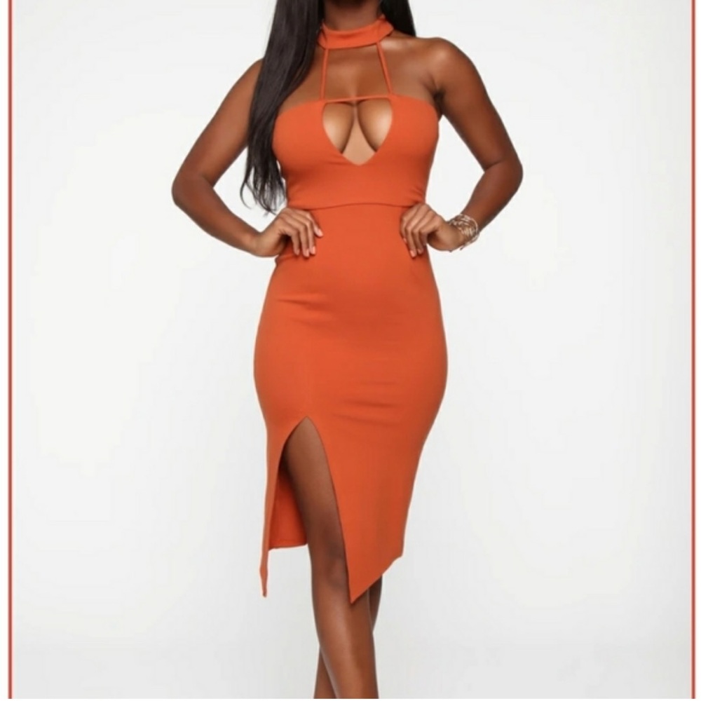 Fashion Nova "Getting Into Things" Cutout Midi Dress XL NWT Sexyโ Bodycon Rust